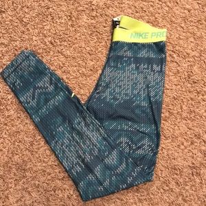 WOMENS NIKE LEGGINGS